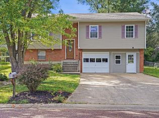 1685 W Boris Dr, Columbia, MO 65203