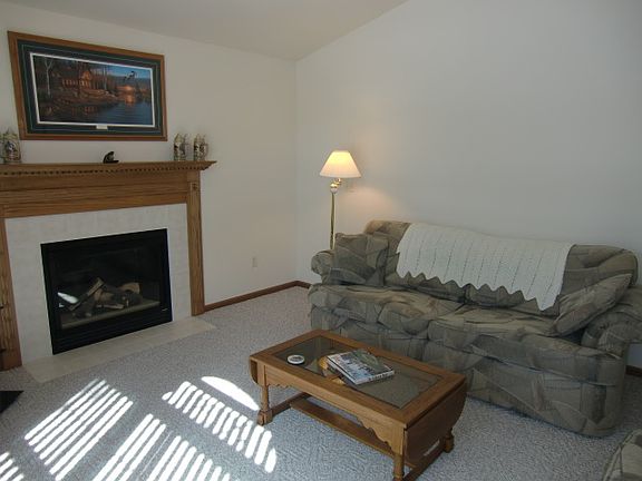 3rd image of 4506 Huntington Ct