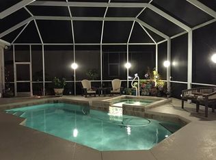 8645 Gleneagle Way, Naples, FL 34120