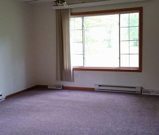 RE 2017 W9835 Stroika Crivitz SHAFFER In