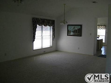 3rd image of 2517 Hidden Springs Dr