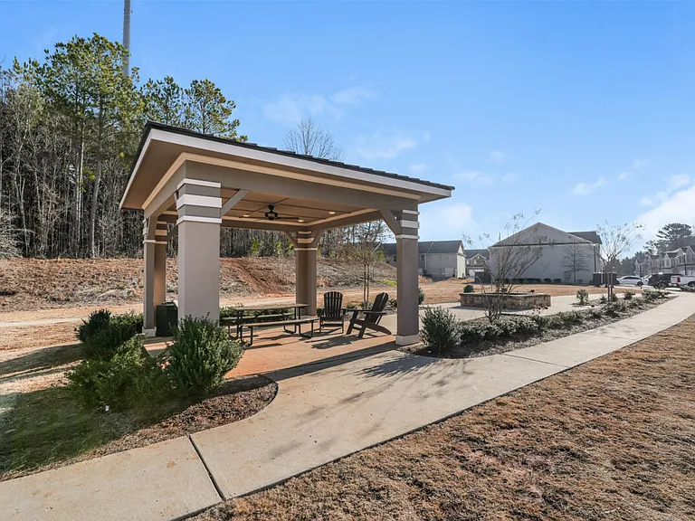 Amenities-14268861