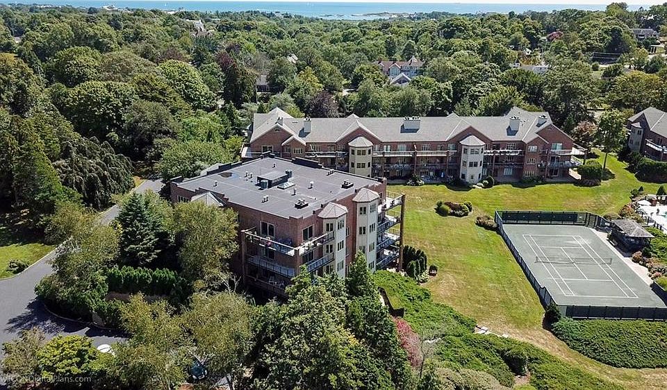 111 Harrison Ave Newport RI Zillow