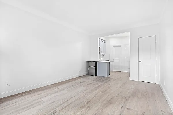 Rented by Compass | media 3