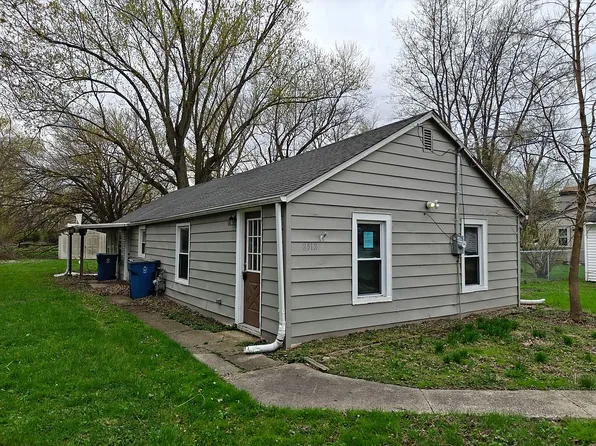 2512 Hart Rd, Highland, IN 46322