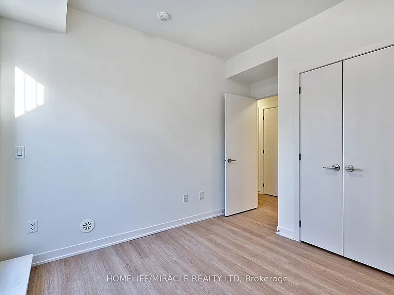 8 David Eyer Rd #1221 — Photo 15
