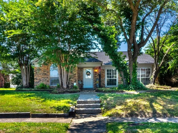 1216 Buckeye Dr, Mesquite, TX 75181
