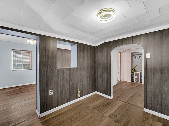 5th image of 278 N Madison Ave