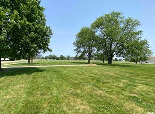 1009 Candy Ln, Macomb, IL 61455