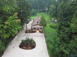 523 N Holland Sylvania Rd, Toledo, OH 43615
