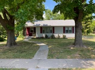 1337 Olive St, Carthage, MO 64836