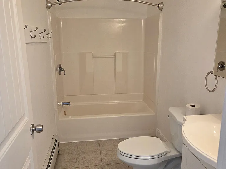 622 Main St #2 — Photo 13