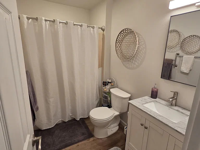 1482 Kennedy Ave — Photo 4