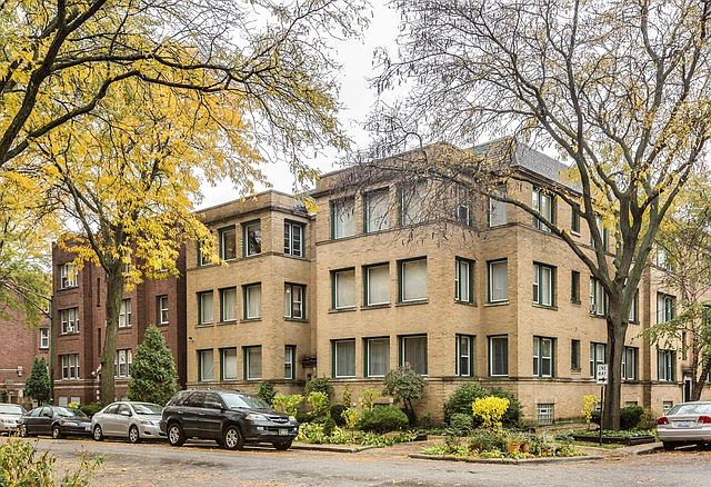 1st image of 4830 N Talman Ave APT 3E