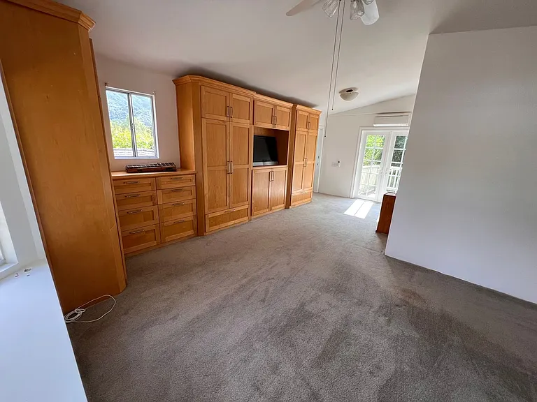 361 Avenida De La Vereda — Photo 12