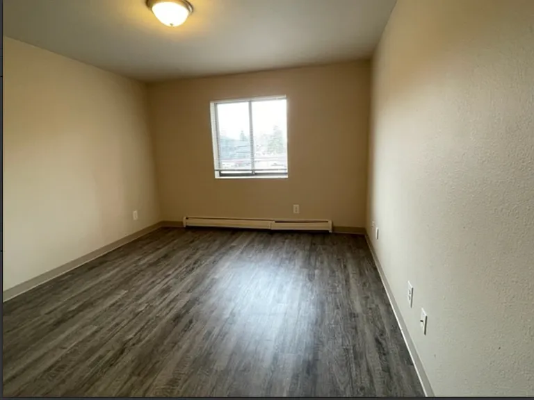 2340 Michael Ave SW — Photo 16