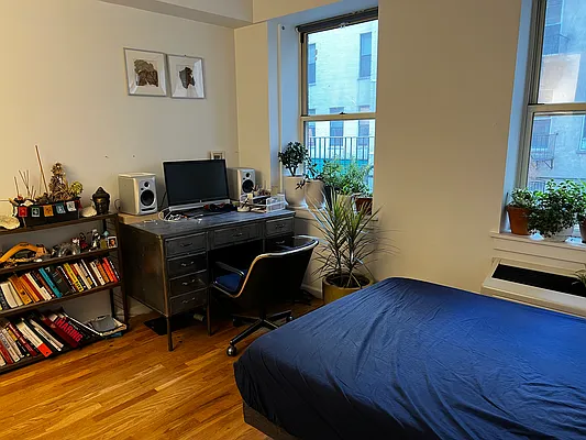 Rented by REAL New York | media 15
