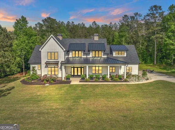 205 River Forest Dr, Forsyth, GA 31029