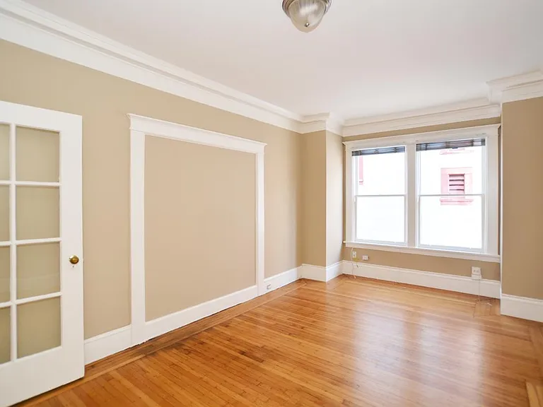 4845 California St #4 — Photo 12