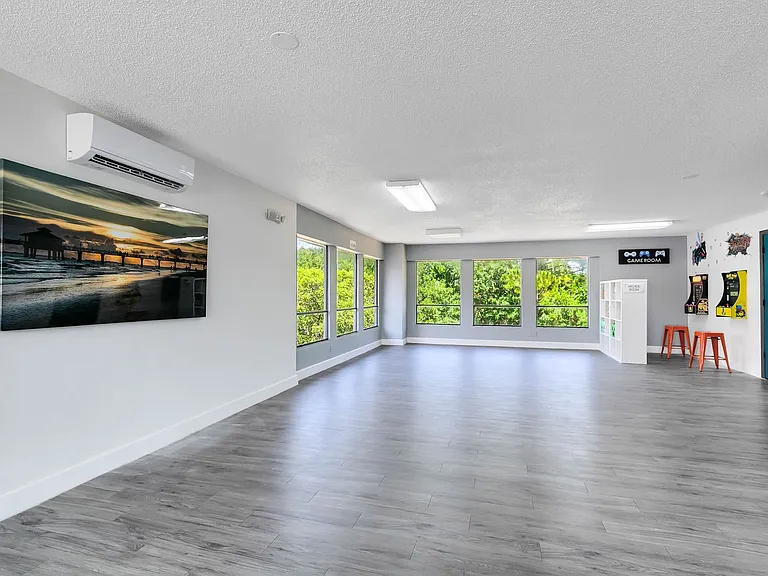 Oasis - 3165 South St. — Photo 66