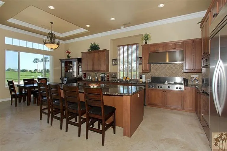 51016 Marbella Ct — Photo 11