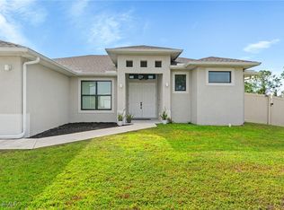 2511 34th St SW, Lehigh Acres, FL 33976
