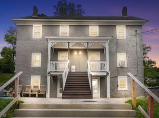 390 Pittstown Rd #A, Pittstown, NJ 08867
