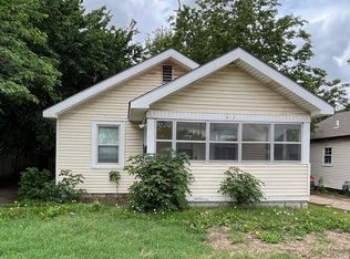 818 N Utica Ave E, Tulsa, OK 74106