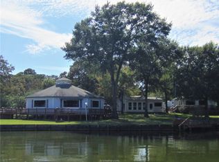 20559 Red Bud Ct, Thornton, TX 76687