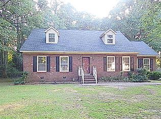 2706 Westbrooke Dr, Kinston, NC 28504