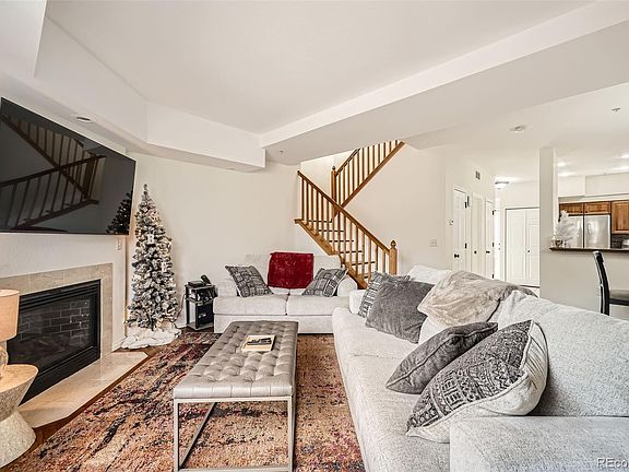 2nd image of 2901 Wyandot Street #8