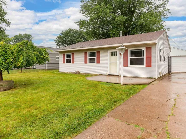2410 N Nevada Ave, Davenport, IA 52804