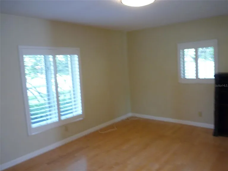 300 Brightwaters Blvd NE — Photo 13