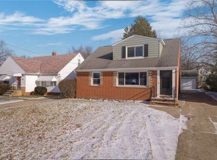 1711 Wrenford Rd, South Euclid, OH 44121