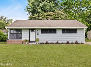 2931 Garey Ln, Shively, KY 40216
