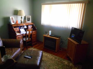 72239 Pine Dr, Bridgeport, OH 43912