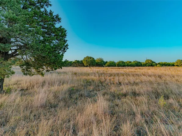 591 Ramms Dr, Florence, TX 76527