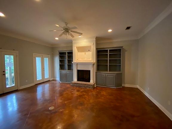 2nd image of 28 Knollwood Ln
