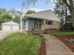 1208 W Springfield Ave, Champaign, IL 61821