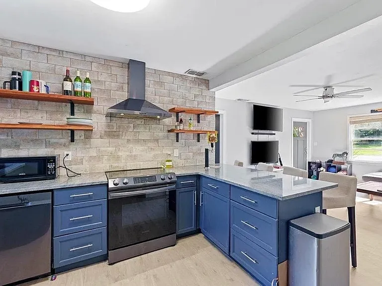 1505 Atkamire Dr — Photo 11