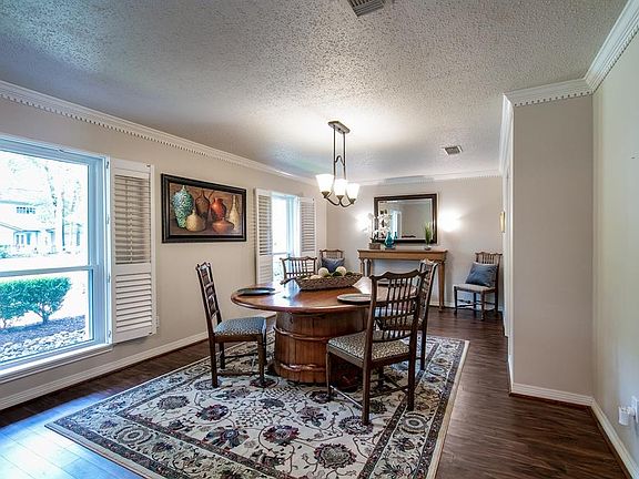 5th image of 2030 Willow Point Dr