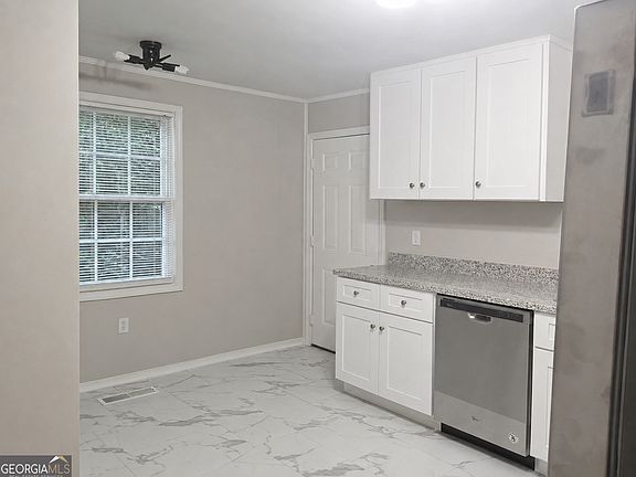 3rd image of 184 Wadley St NW