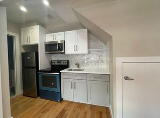65 Grand Ave APT 2, Brooklyn, NY 11205