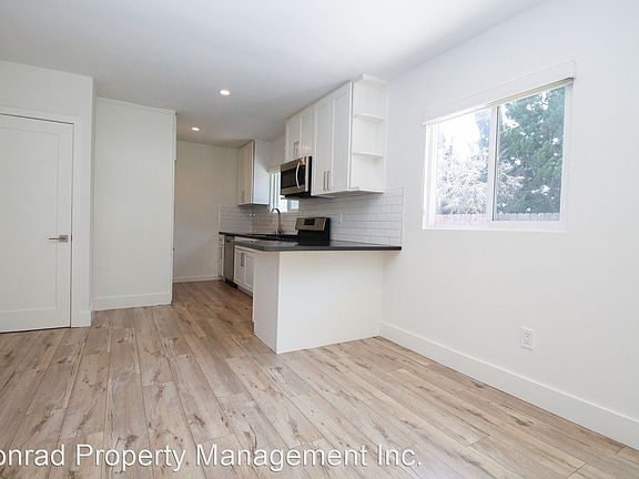 5th image of 1627 E Palm Ave #1