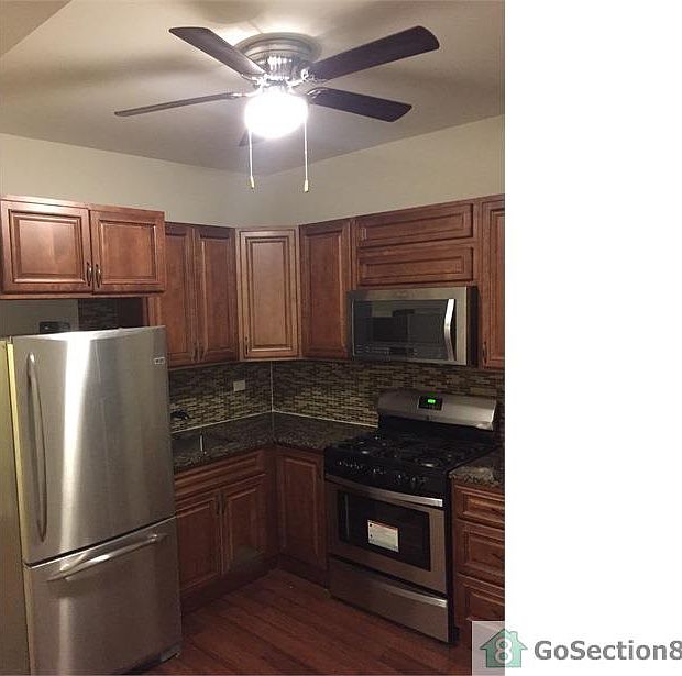 1st image of 4111 W Grenshaw St #1