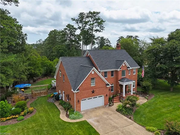 111 Laydon Way, Poquoson, VA 23662