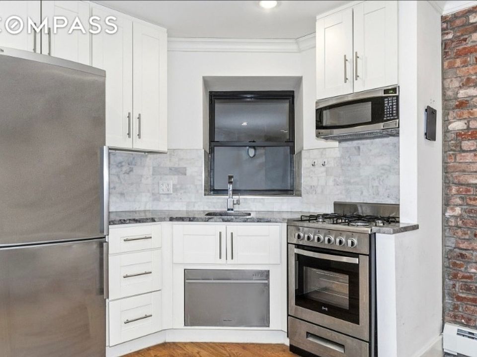1st image of 143 W 4th St #Bb3