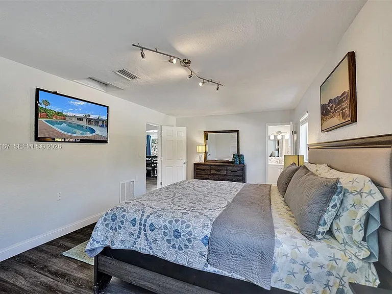 3730 SW 47th Ct — Photo 46