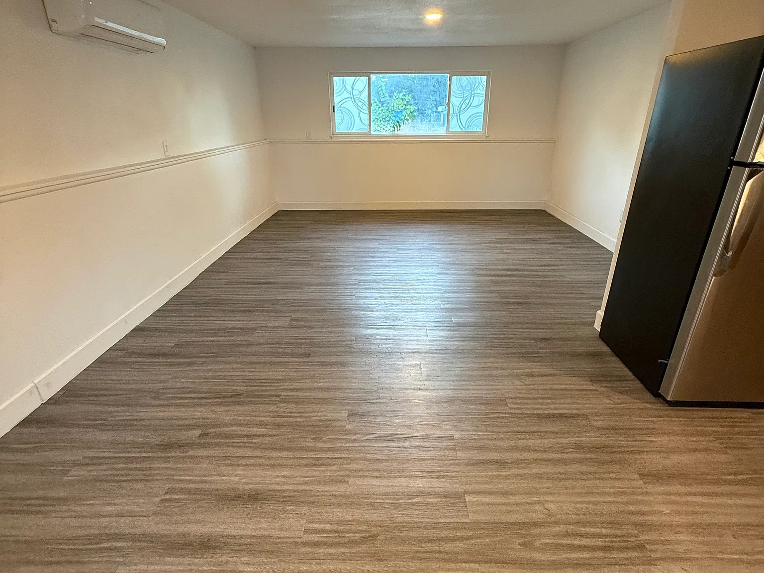 2 bed, 966 sqft, $1,600 — Photo 2