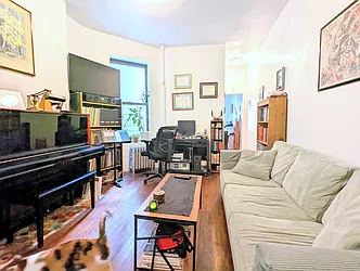 Rented by Manhattan Spaces
